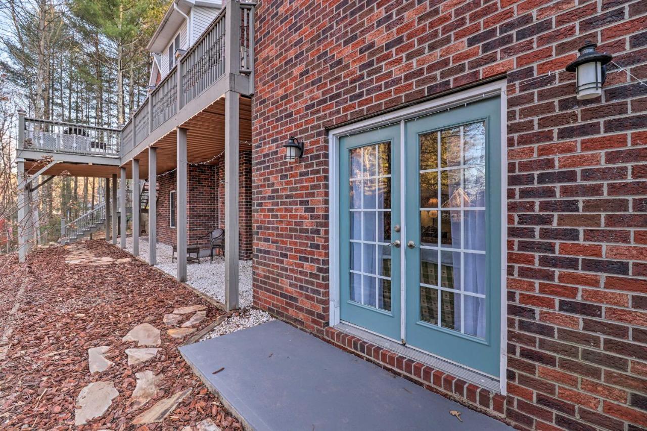Private Hendersonville Hideaway With Fire Pit! Bagian luar foto